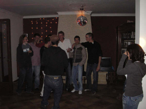CHEZ AURE